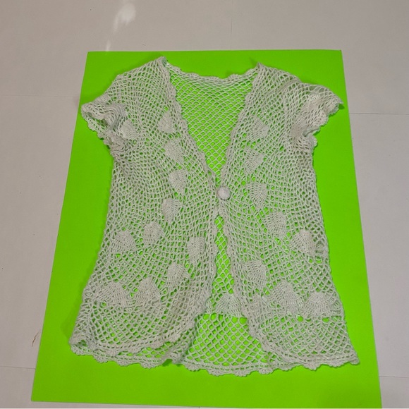 No Brand Tops - ⭐️ No brand white crochet top size medium